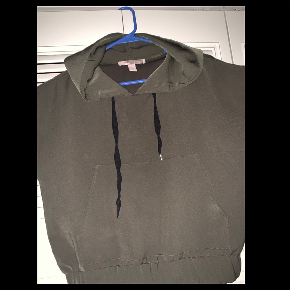 Olive Satin pullover